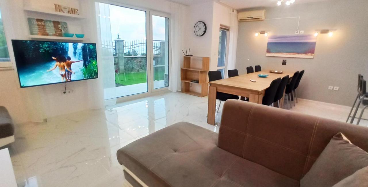 Arode Villa Ovidius - Apartments Balchik Luaran gambar