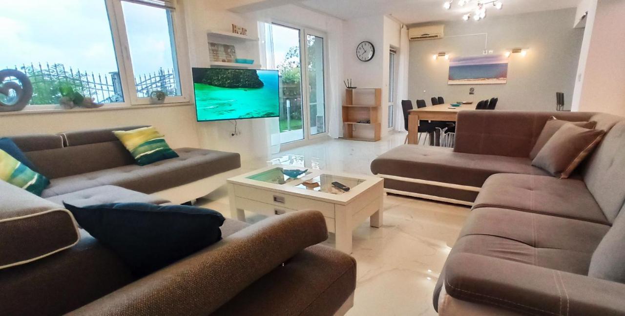 Arode Villa Ovidius - Apartments Balchik Luaran gambar