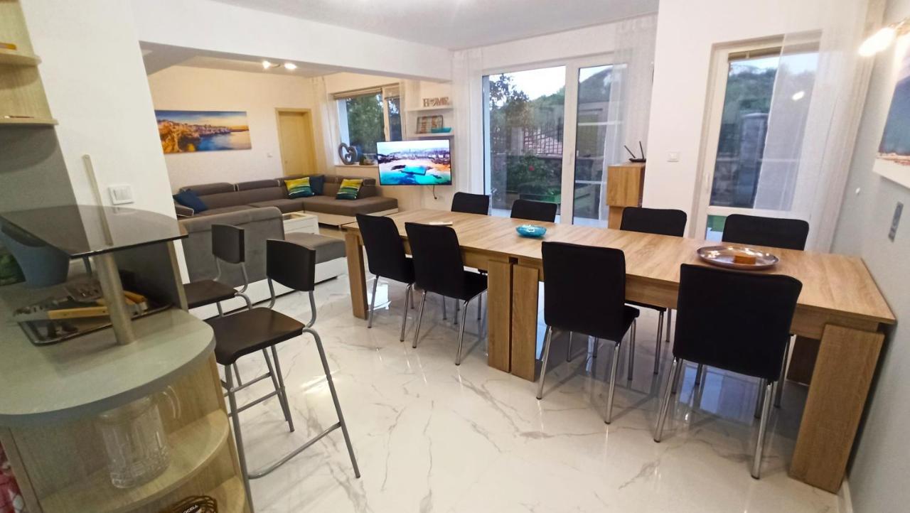 Arode Villa Ovidius - Apartments Balchik Luaran gambar