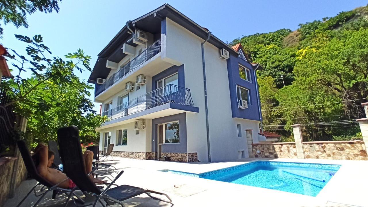 Arode Villa Ovidius - Apartments Balchik Luaran gambar